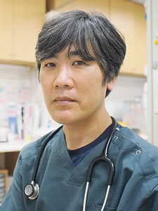 副院長 岡田 恭典